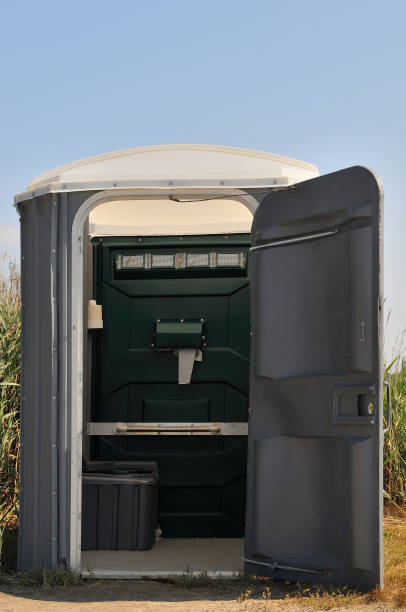 Best Portable bathroom rental  in Blanchester, OH